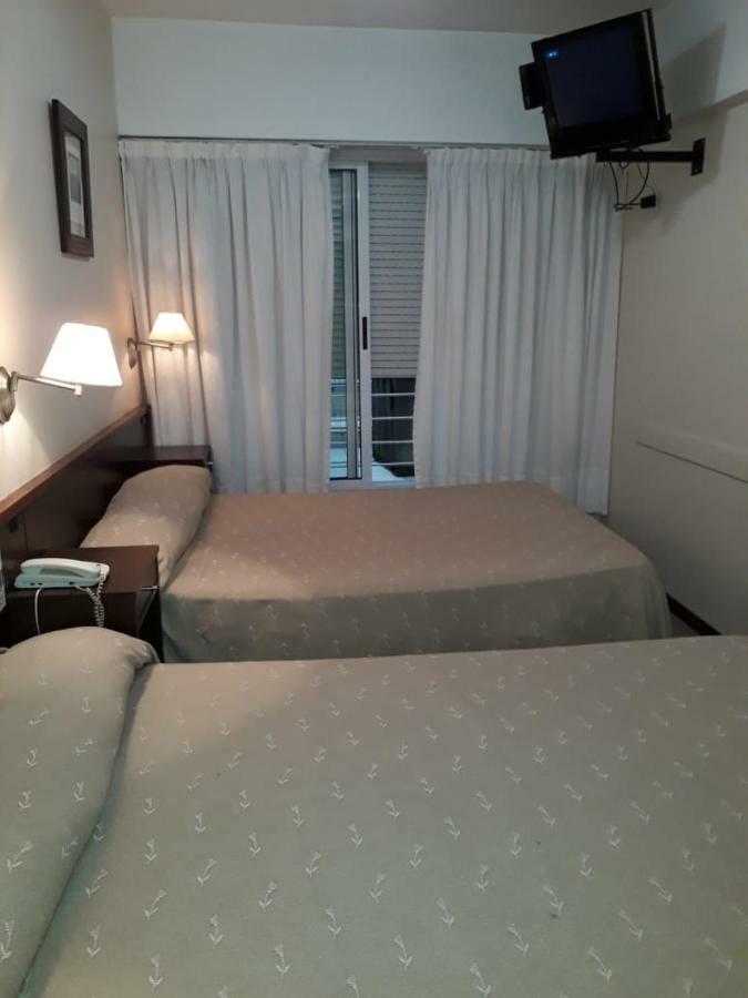 Hotel Carrara ブエノスアイレス エクステリア 写真